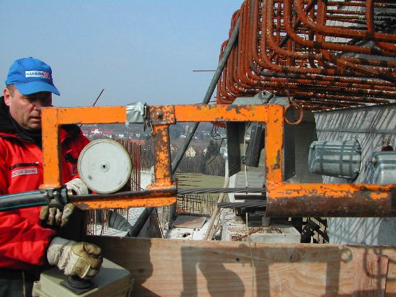 Einbau der Spannlitzen (Fa. DSI)