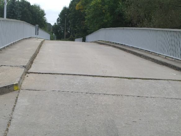Straßenbrücke Bischofswerder West