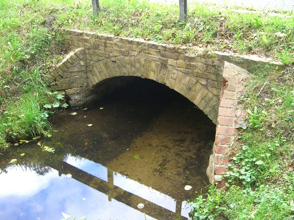 Grabenbrücke zum Finowkanal