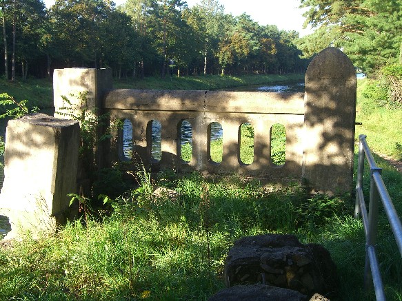 zerstörte Brücke Oder Spree Kanal