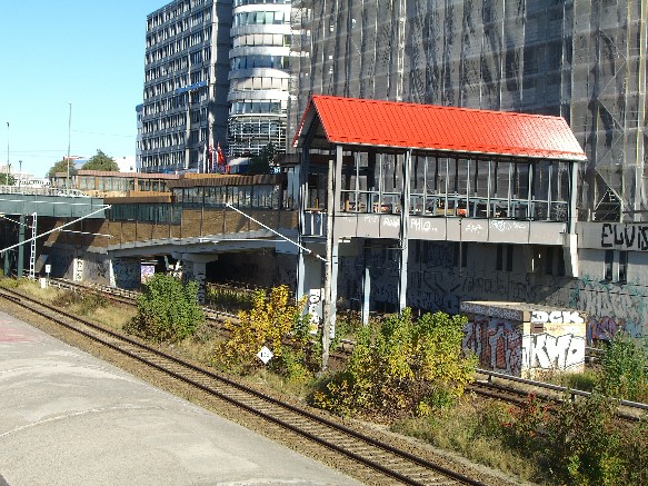 Bf. Zugang Süd Landsberger Allee