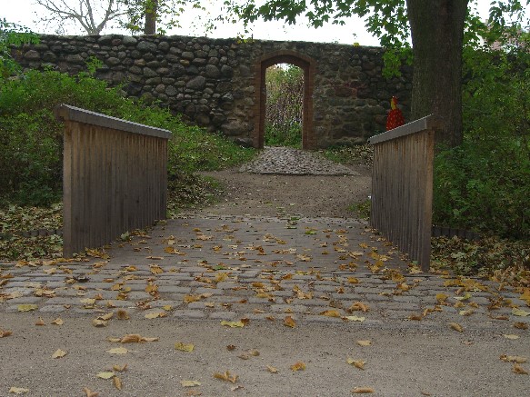 Festungsgrabenbrücke östl. der Stadtmauer