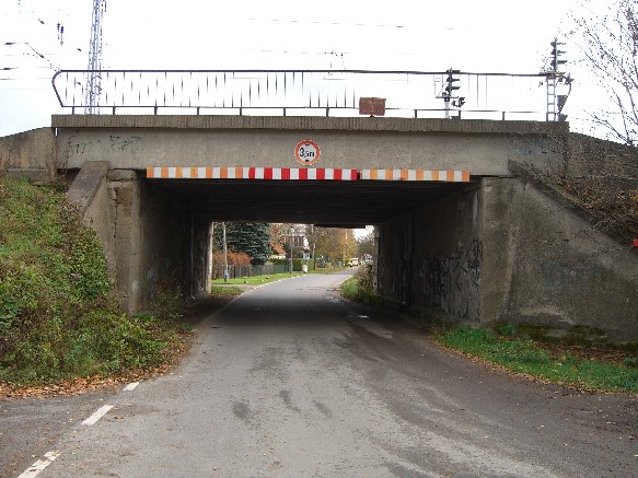 EÜ / Loebschützer Straße