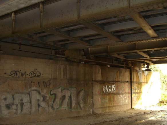 EÜ / Loebschützer Straße