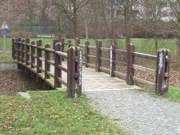 2. Heidekampgrabenbrücke nördlich der Sonnenallee