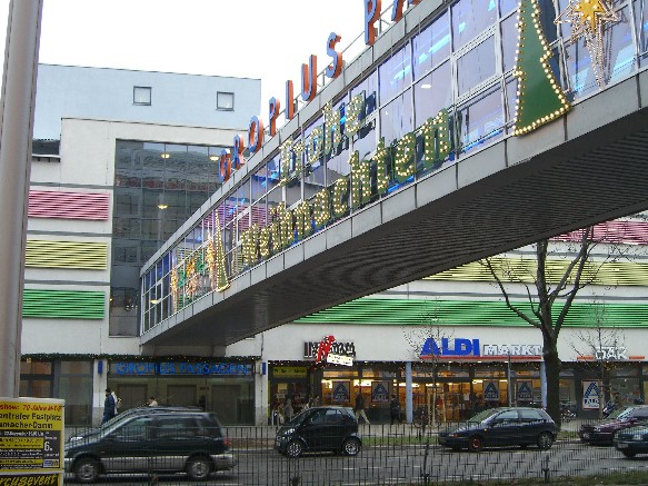 Hausbrücke Gropiuspassagen