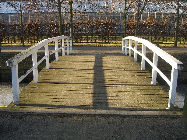 Schloßgartenbrücke NW Friedrichsfelde im Tierpark Berlin