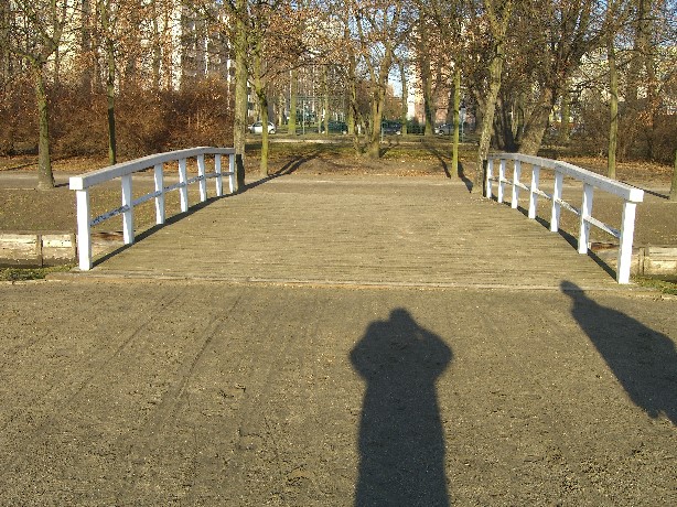 Schloßgartenbrücke N Friedrichsfelde im Tierpark Berlin