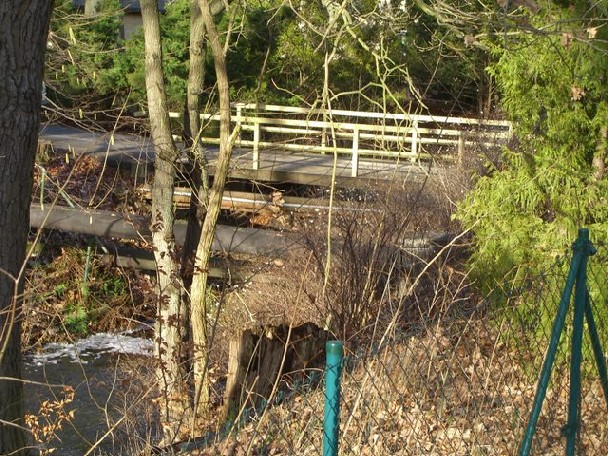 Private Fahrwegbrücke über Zinndorfer Fließgraben in Liebenberg