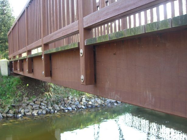 Löcknitzbrücke Fließroute Kienbaum für Fußgänger und Radler