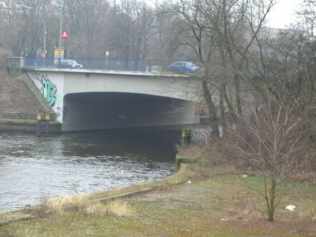 Fennbrücke Schifffahrtskanal Berlin - Spandau