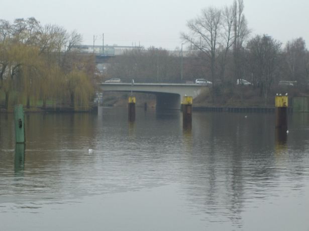 Fennbrücke Schifffahrtskanal Berlin - Spandau