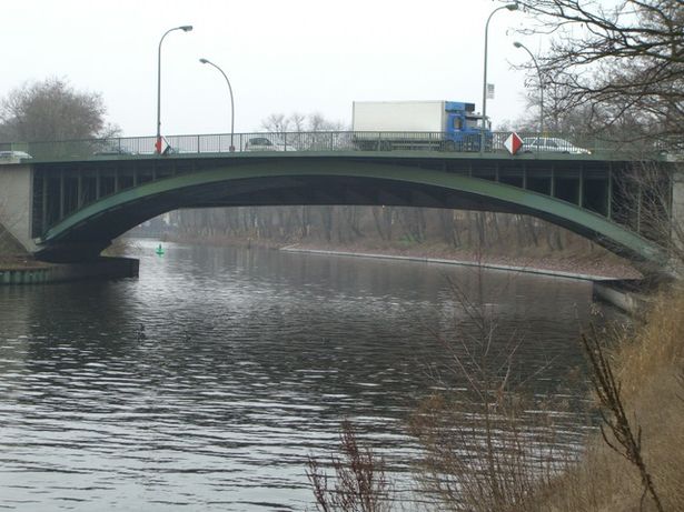 Nördliche Seestraßenbrücke ü. Schifffahrtskanal Berlin - Spandau