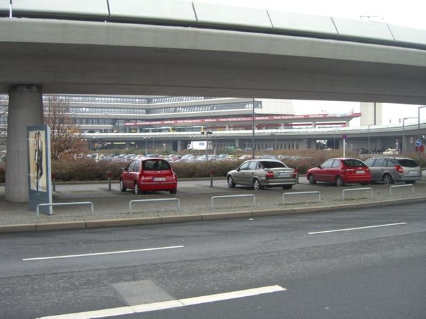 Umlaufbrücke am Airport Tegel