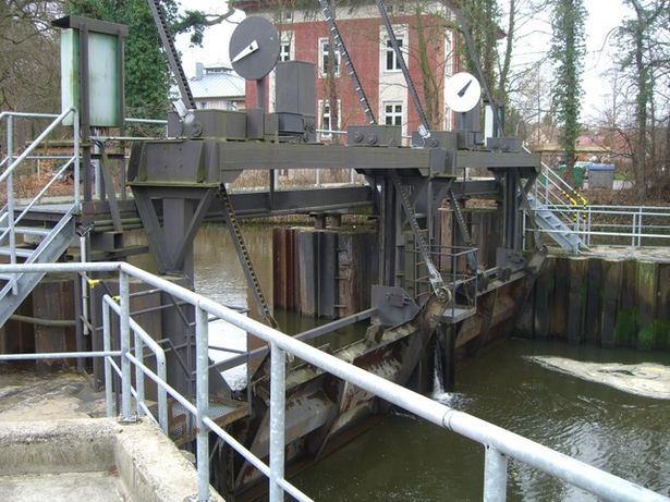 Arbeitsbrücke Wehr Neue Mühle / Dahme