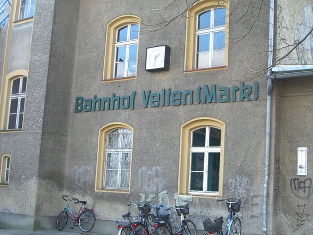 EÜ Über- und Zugang Bf. Velten/RE6,RB55