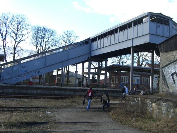 EÜ Über- und Zugang Bf. Velten/RE6,RB55