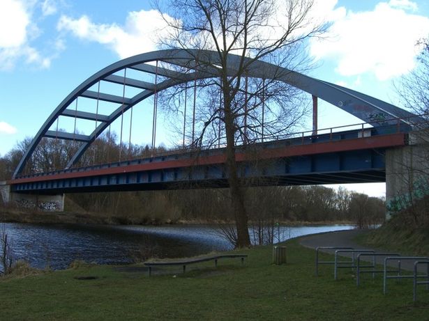 EÜ S - Bahnbrücke S 25 Henningsdorf / Havel