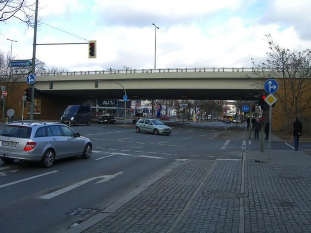 A 111 Brücke Holzhauser Straße