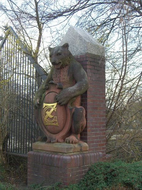 Lichtensteinbrücke / Landwehrkanal aus der Sicht des Zoos