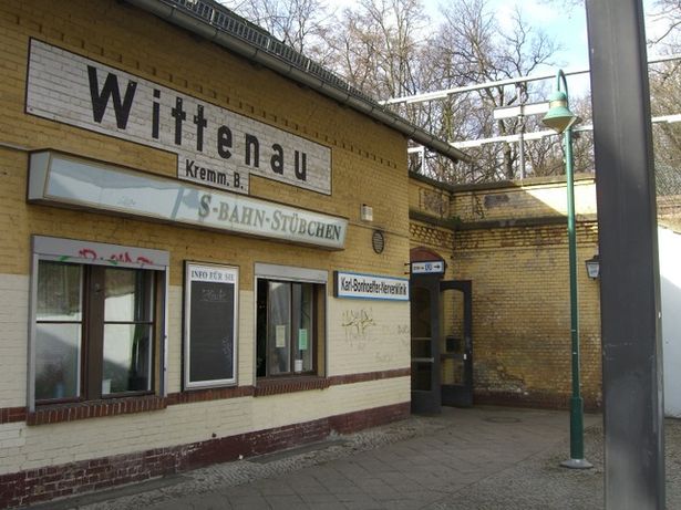 EÜ S 25 / Bf. Zugang Karl Bonhoeffer Nervenklinik ehem. Wittenau in derBerliner Kremmener Bahnlinie