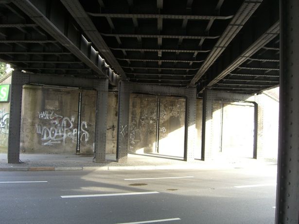 EÜ S 25 / Roedernallee in Alt Reinickendorf