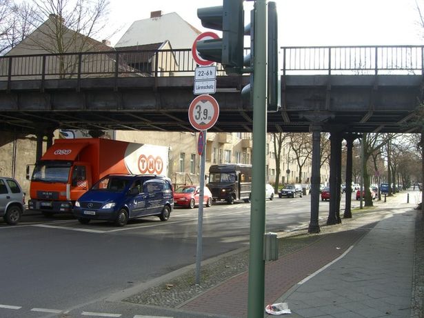EÜ S 25 / Kopenhagener Straße