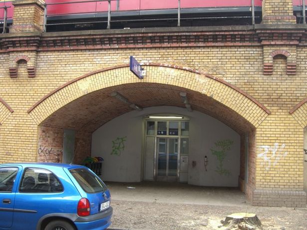 EÜ S1,S25 u. S85 / Zugang zum Bf. Wollankstraße behindertengerecht