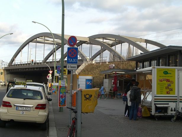 EÜ S 2 u. 8, RE 3 u.5 / Berliner Straße in Pankow