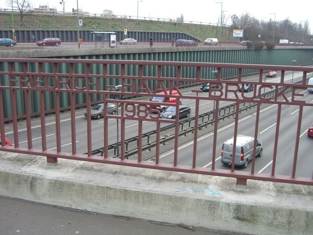 Friedrich Haak Brücke ( Reichartstraße / A 100 )