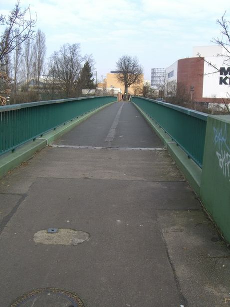 Hermann-Ganswindt-Brücke Vorarlberger Damm / A 100