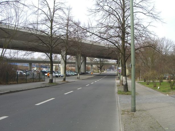 A 100 Brücke Abfahrt zur Konstanzer Straße / Rudolfstädter Straße