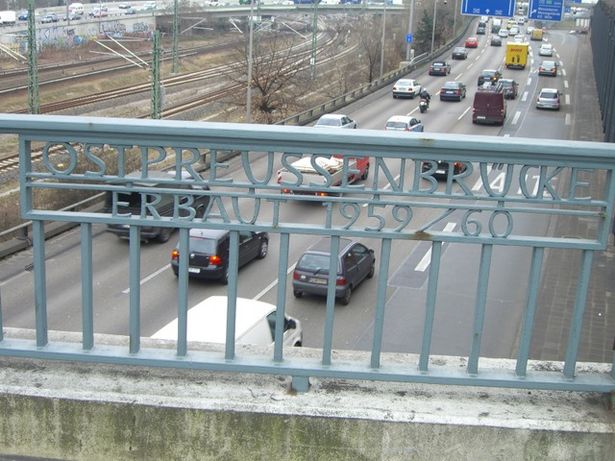 Ostpreußenbrücke ( Neue Kantstraße /A 100 und Ringbahn