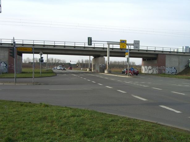 EÜ RE 4, RB 10 u. 14 / Seeburger Straße in Seegefeld