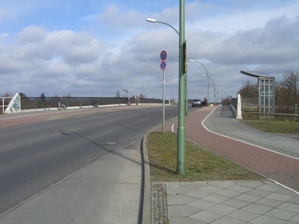 Nennhauser Dammbrücke / EU RE 2 u. RB 13