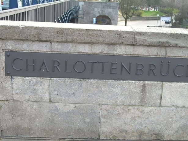 Charlottenbrücke ( Stresowstraßenbrücke über die Havel )