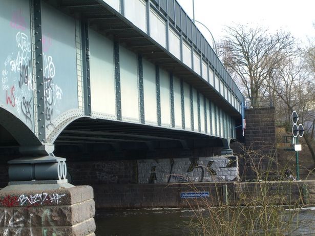 Juliusturmbrücke ( Am Juliustumstraßenbrücke / Havel )