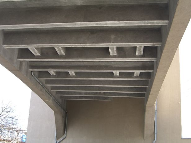 U 1 Hausbrücke / Dennewitzstraße