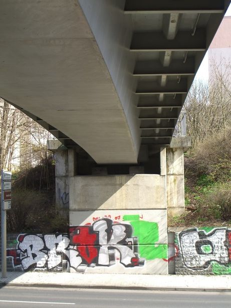 Brückensteg / Leipziger Straße