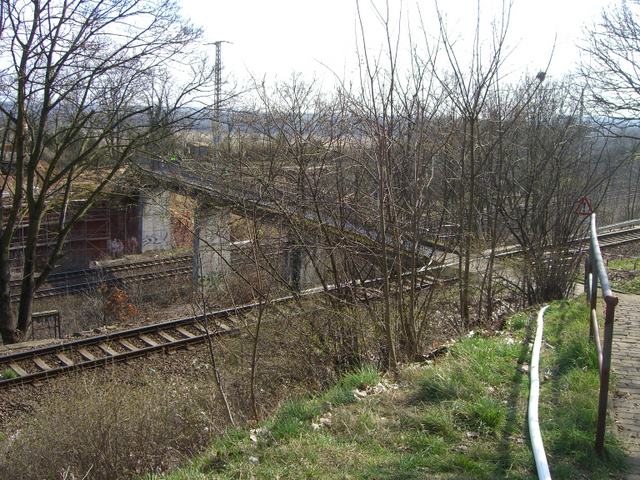 Fußwegbrücke verl. Birkenallee / EU RE 1,11 und nach Polen