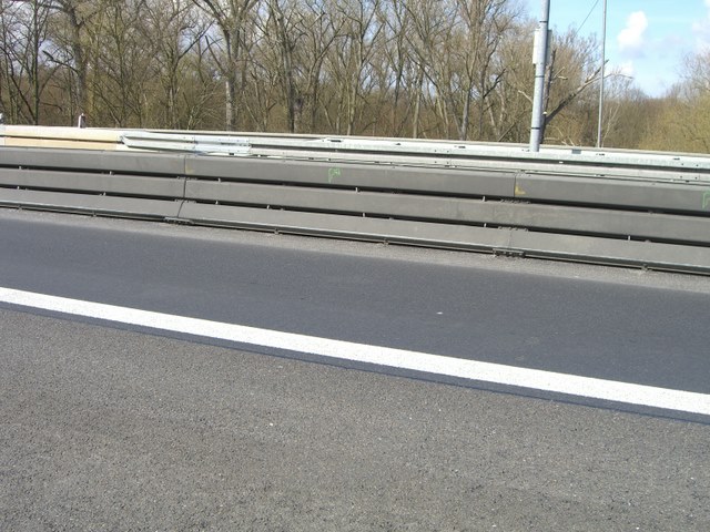 A 12 Brücke / Eichwaldweg