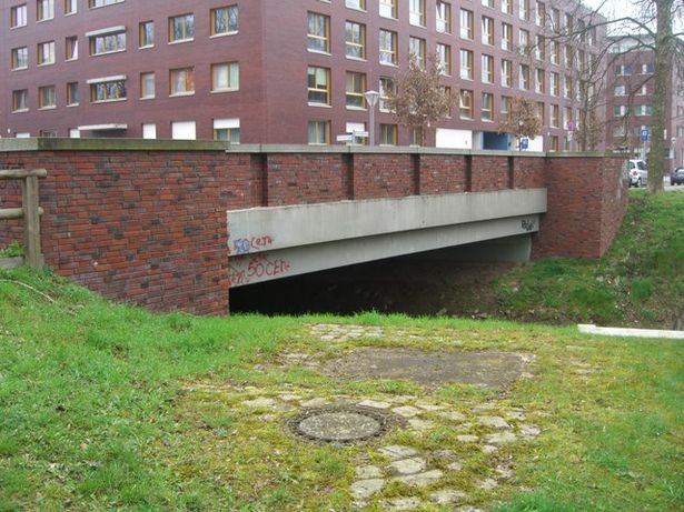 Straßenbrücke Grützmacher Weg / Havel - Spree Graben
