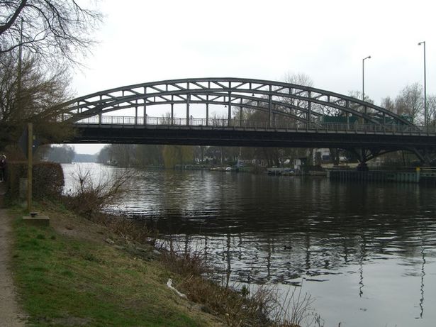 Freibrücke ( Heerstraße / Havel )