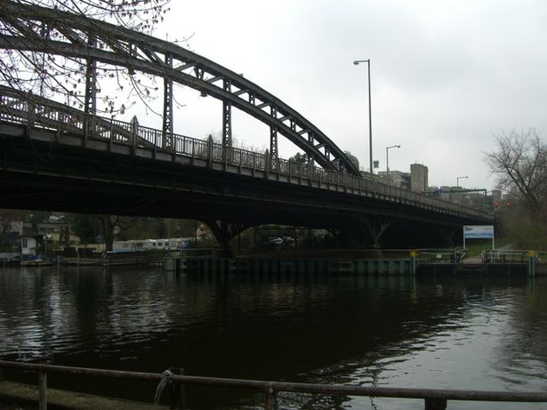 Freibrücke ( Heerstraße / Havel )