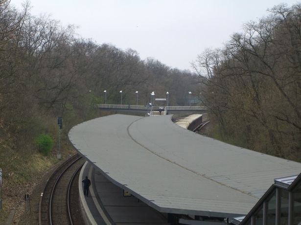 Zu- und Übergangsbrücke Bf. Pichelsberg NW / EU S 9 und 75