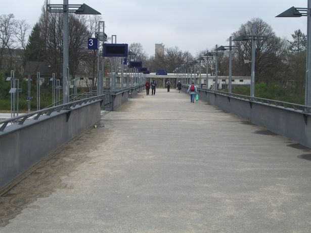 Bf. Olympiastadion Zugangsbrücke Ost