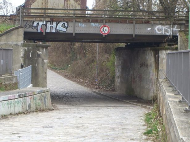 EÜ RE 1 und 7 / Cordesstraße