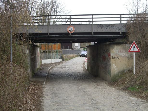 EÜ RE 1 und 7 / Cordesstraße