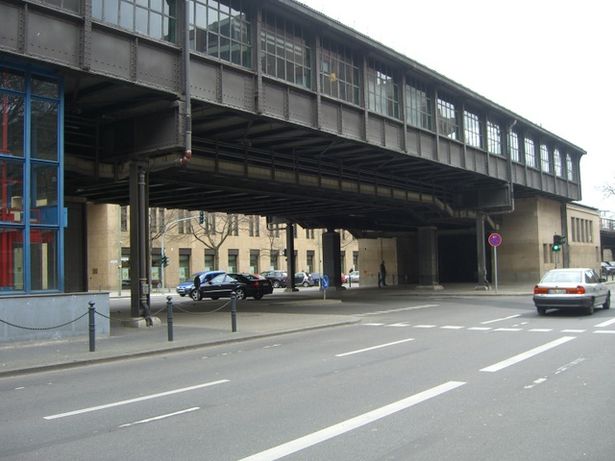 U 2 Brücke mit Bf. Bülowstraße / Steinmetzstraße
