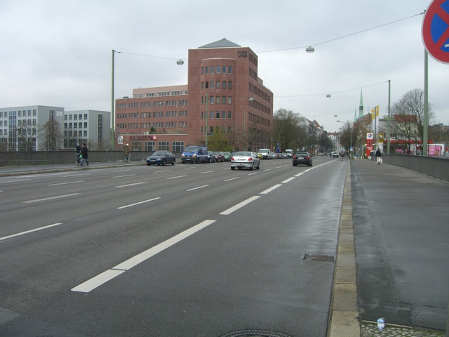 Kolonnenbrücke /EU Nord Süd Bahn nördlich Bf. Südkreuz